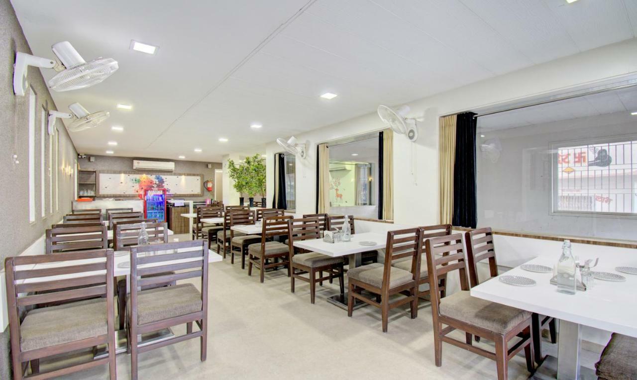 Treebo Lalaji'S Executive Hotel Aurangabad  Bagian luar foto